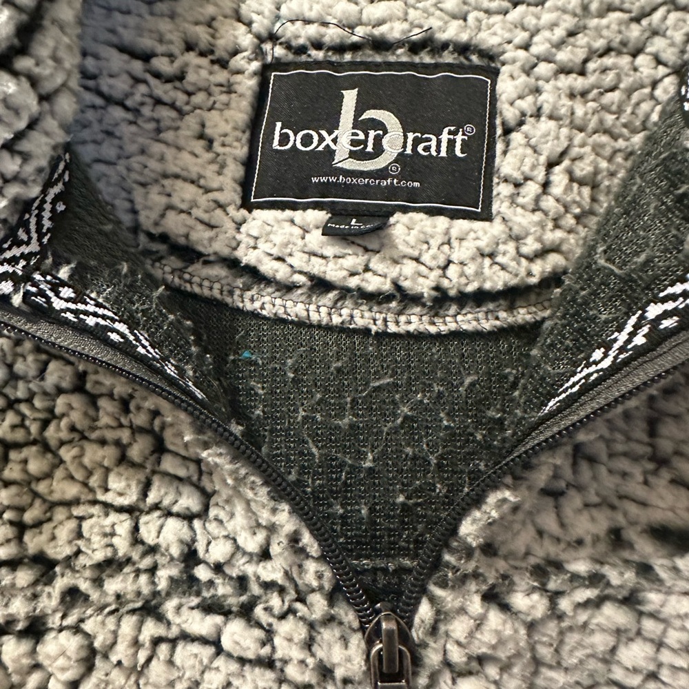 Boxer-Craft Pullover - Picture 2 of 3